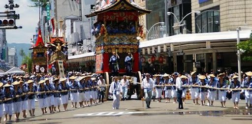 GION MATSURI DI KYOTO